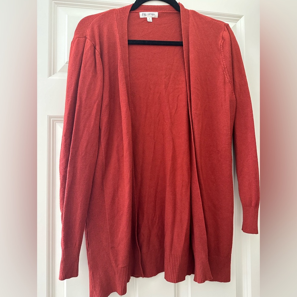 GUC FSL Apparel cardigan size L